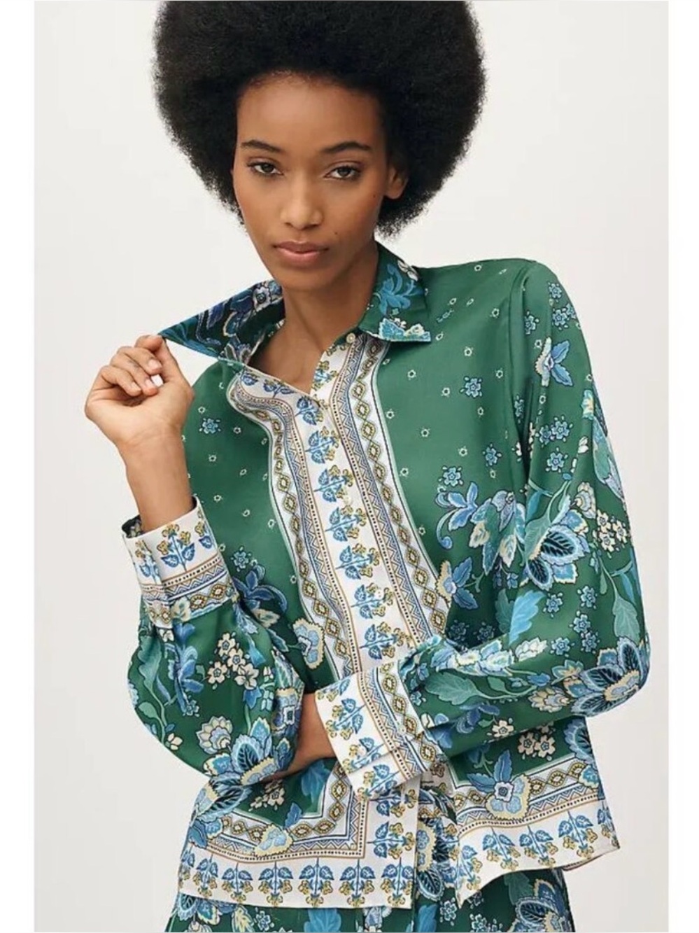 Maeve Green Floral Scarf Print Button-Up Blouse with Blue & Yellow Accents S